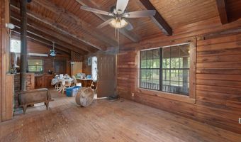 6049 21st Ave, Bell, FL 32619