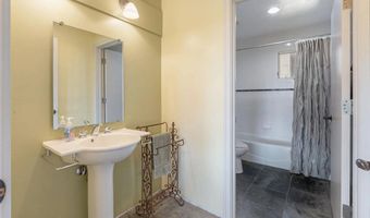 27615 Alps Ln, Escondido, CA 92026