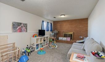 1205 E CARLSON St, Cheyenne, WY 82009