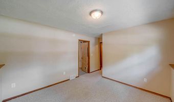 1008 Mesa Verde Pl, Ames, IA 50014