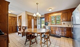 198 Crown St, Bristol, CT 06010