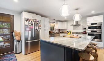 429 Howland Rd, East Greenwich, RI 02818