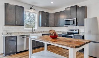 9900 Stonewall Rd, Appomattox, VA 24522