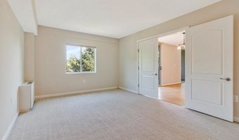 7501 DEMOCRACY Blvd 414, Bethesda, MD 20817