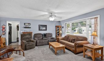 1424 Ash St, Alexandria, MN 56308