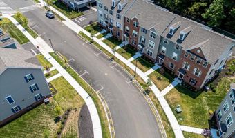 220 Anchor Way, Aberdeen, NJ 07721