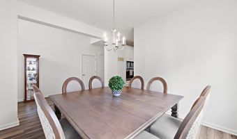 21 AURORA Cir, Barnegat, NJ 08005