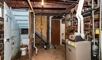 213 S Wilmoth Ave, Ames, IA 50014