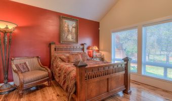 56081 Snow Goose Ct, Bend, OR 97707