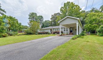 303 Lakeview Dr, Andalusia, AL 36420