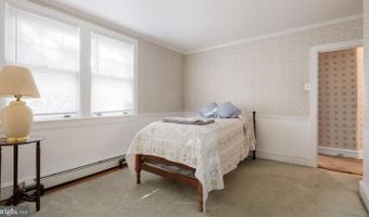 1081 WYNNWOOD Rd, Abington, PA 19001