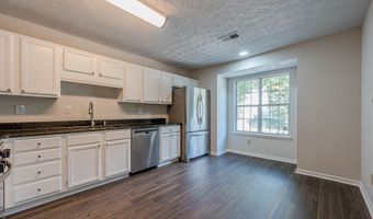 6614 Meadow Grn, Peachtree Corners, GA 30092