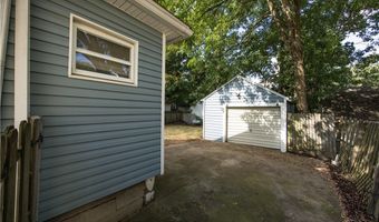 566 Lindell St, Akron, OH 44305