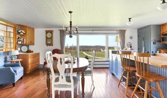 557 S Barnstead Rd, Barnstead, NH 03225