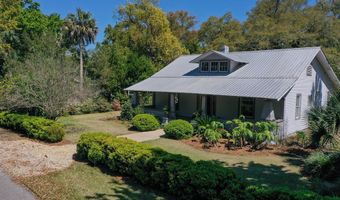 160 Ave C, Apalachicola, FL 32320