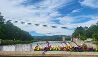 82 Pond Rd, Campton, NH 03223