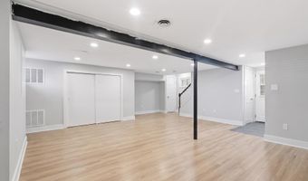 6524 27TH St N, Arlington, VA 22213