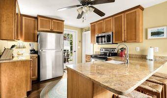 23 Commercial St, Belfast, ME 04915