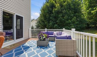 23 BERNON Dr, Lincoln, RI 02865
