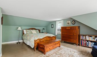 50 Fairgrounds Rd, Bradford, NH 03221