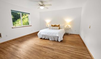 89022 WELCH Rd, Astoria, OR 97103