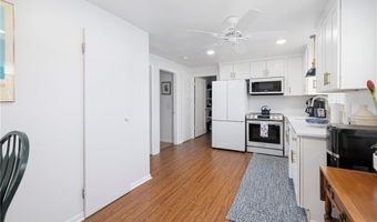 70 Carroll Ave 1009, Newport, RI 02840