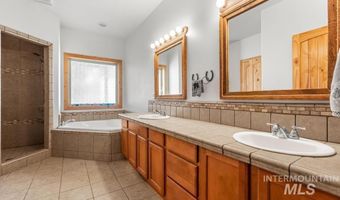 10389 Gamann Dr, Cascade, ID 83611