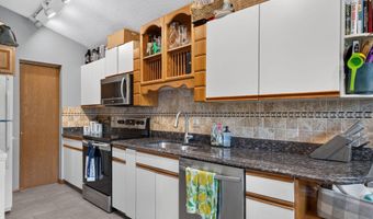 507 Greenwich Dr, Albany, NY 12203