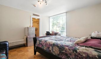 4979 BATTERY Ln 4979-1, Bethesda, MD 20814