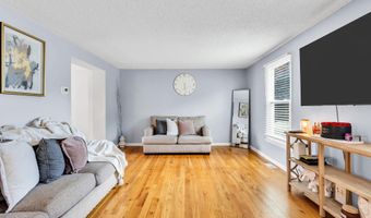 22 Compass Ln, Barnegat, NJ 08005