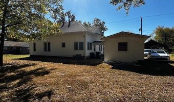 606 NW 1st St, Atkins, AR 72823