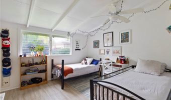 32 Pilipu Pl A, Kailua, HI 96734