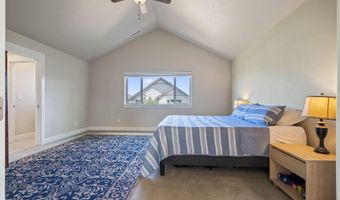 3523 NE Crystal Springs Dr, Bend, OR 97701