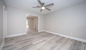 206 Beverly Dr, Ocean Springs, MS 39564