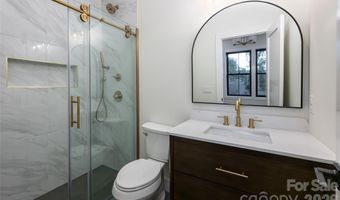 6 Dailey Dr, Asheville, NC 28801