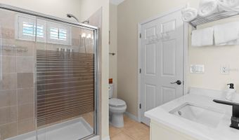 830 GOLF ISLAND Dr, Apollo Beach, FL 33572