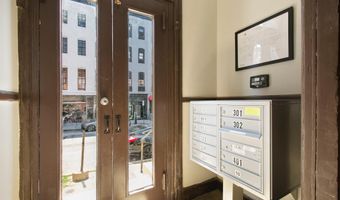 106 W SARATOGA St 102, Baltimore, MD 21201