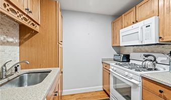 72 W Side Rd 6, Block Island, RI 02807