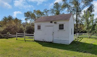 1205 Melvina Rd SW, Alexandria, MN 56308