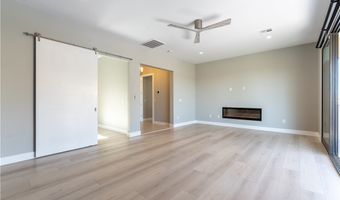 20 Garden Rain Dr, Las Vegas, NV 89135