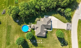 3561 GRAND MEADOWS Xing, Neenah, WI 54956