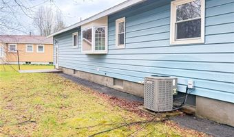 8 Burmont Ct, Utica, NY 13502