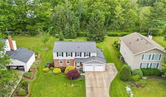 3827 Nautilus Trl, Aurora, OH 44202