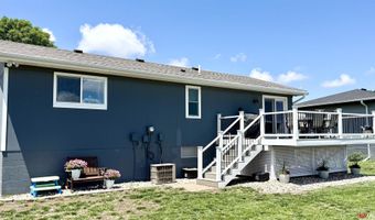 114 N 28 St, Beatrice, NE 68310