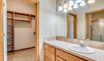418 W Summit Ave, Augusta, KS 67010