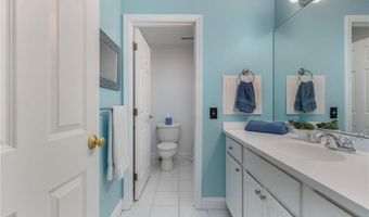 15 Sophia Cir, North Kingstown, RI 02852