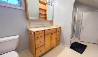 136 Lancaster Ave, Bangor, ME 04401