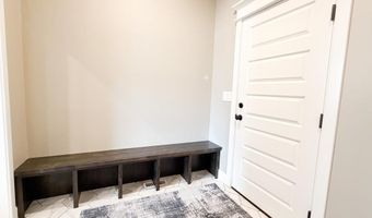 6560 E Crown Cres, Ammon, ID 83406