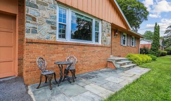 14006 PARKLAND Dr, Rockville, MD 20853