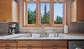 11411 Snowline Dr, Anchorage, AK 99507